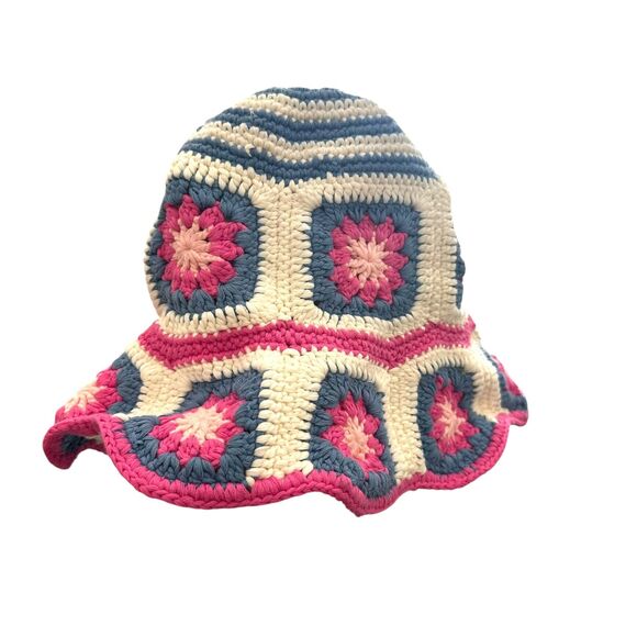 JOCELYN‎ Tulum Crochet Bucket Hat Pink Multi NWT